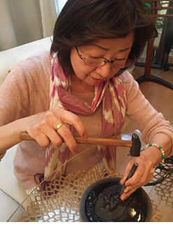 金工 竹花万貴氏