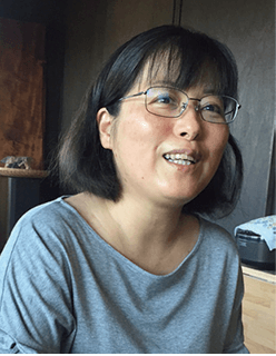 漆芸(螺鈿(らでん)) 中條伊穗理氏
