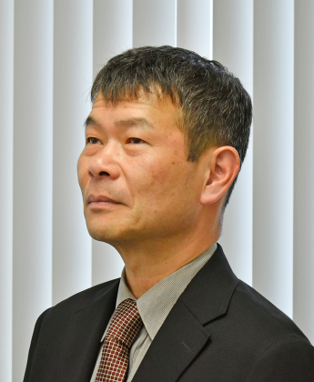 外谷 新