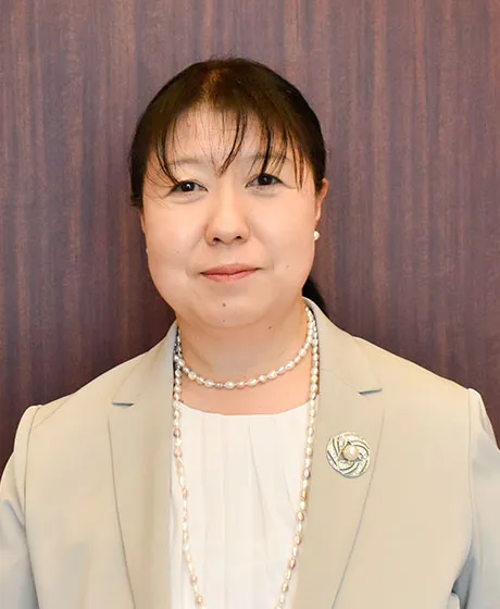 足立 陽子